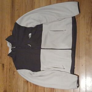 The NorthFace Women's Denali Jacket
